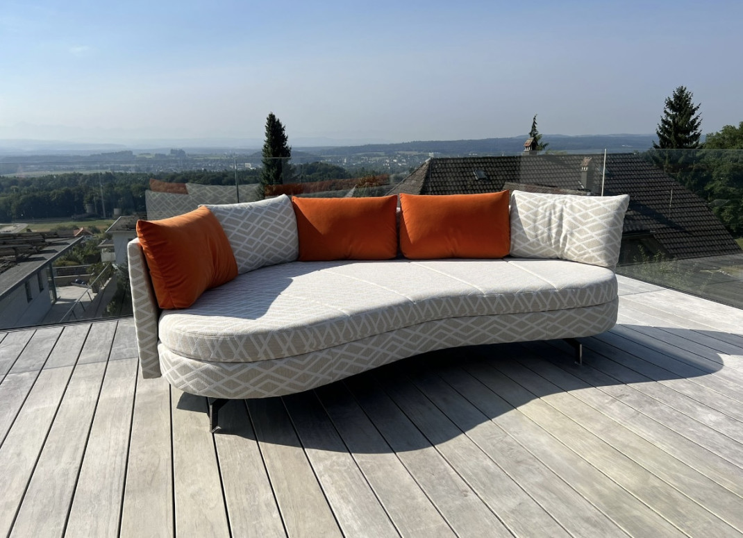 Privatprojekt Althaus:Hersteller DeSede